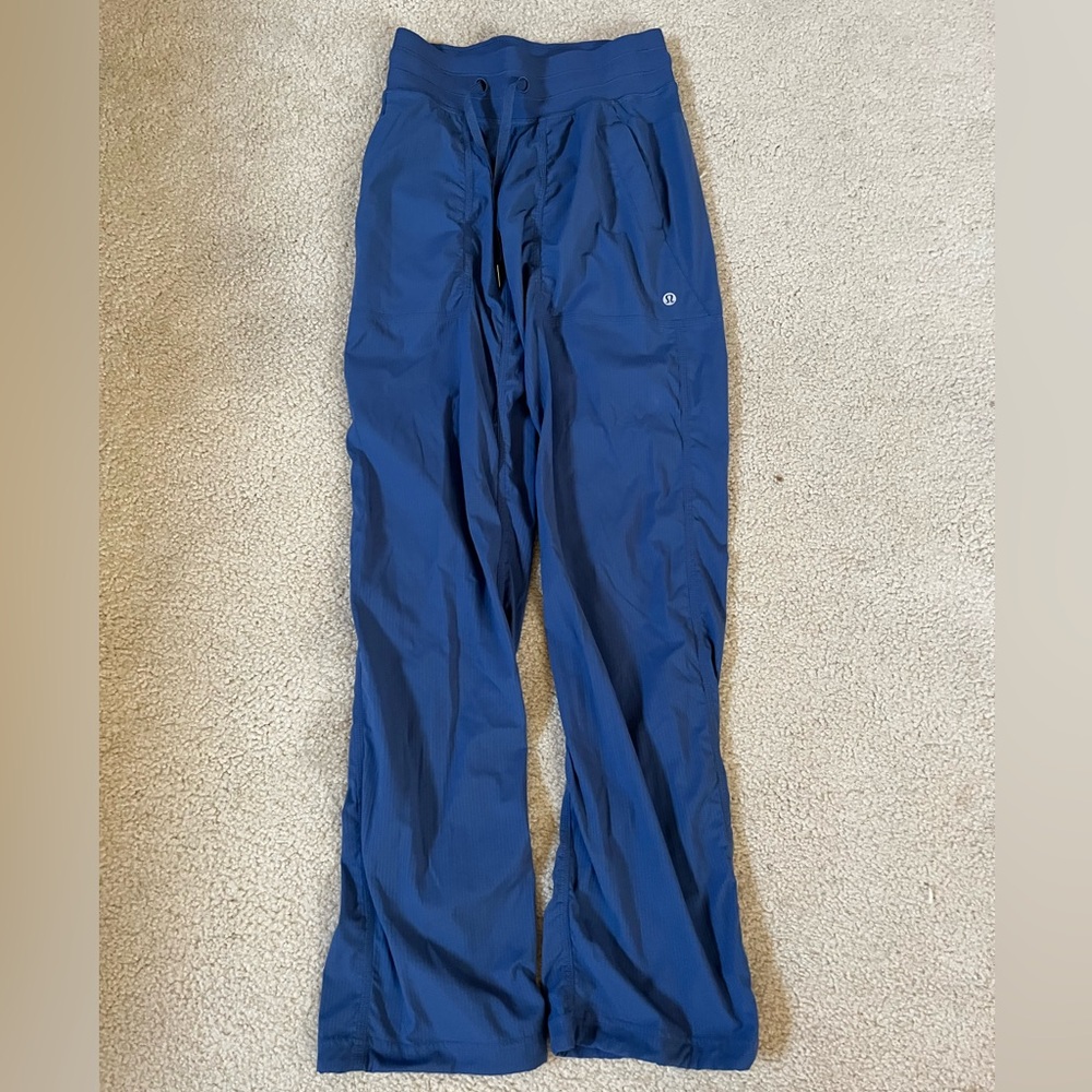 Women’s Lululemon blue dance studio pants size 0
